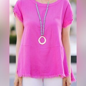 Umgee Frayed Hem Linen Short Sleeve Top